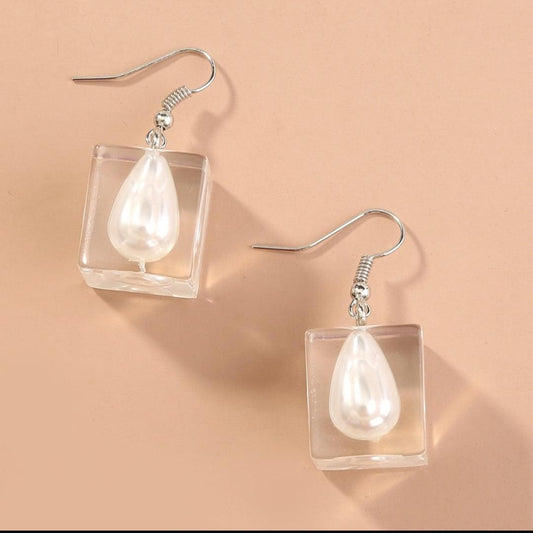 AKRYL TRANSPARENT ØREPYNT