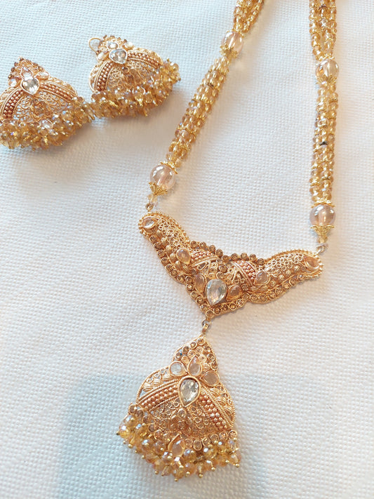 KOMPLETT SMYKKESETT I ZIRKON