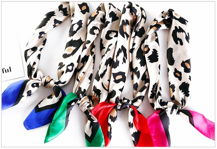 Tørkle Leopard print i Satin Silk Grønn | Youtrend