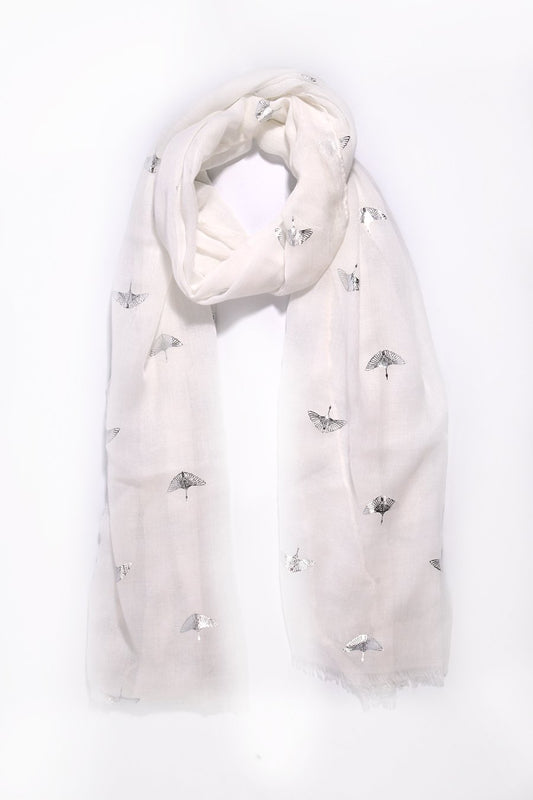 HVIT SKJERF MED GULL OG SØLVFARGET DETALJER