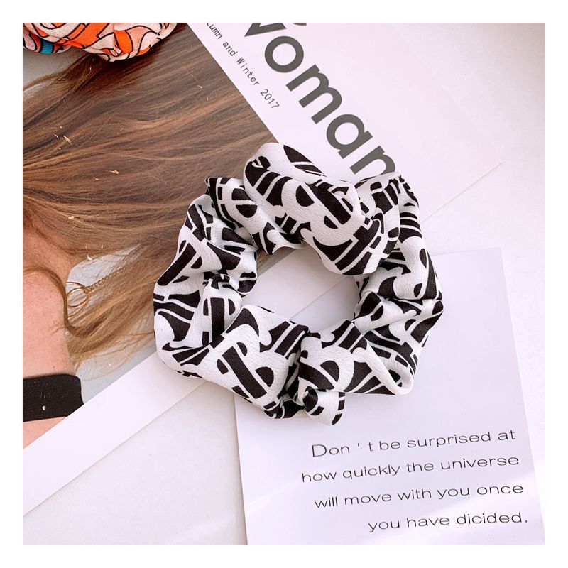 Hårstrikk Scrunchies Chiffon Silk