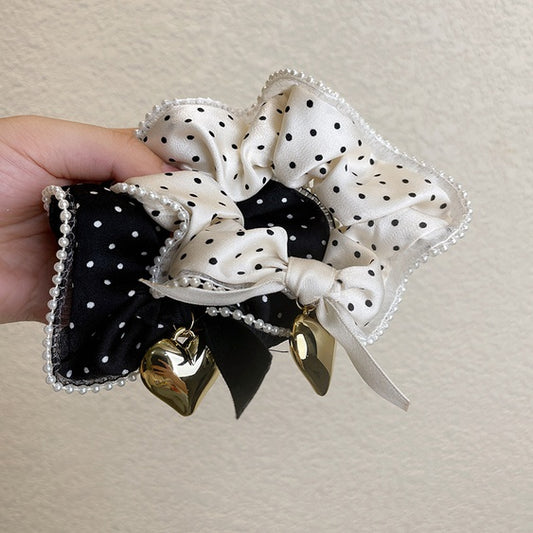 SCRUNCHIES MED GULLFARGET METALLHJERTE