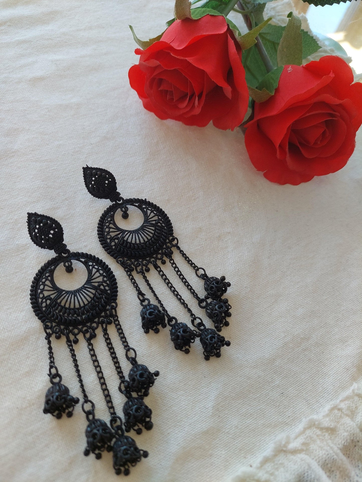 ELEGANT OG UNIKT STIL ØREPYNT