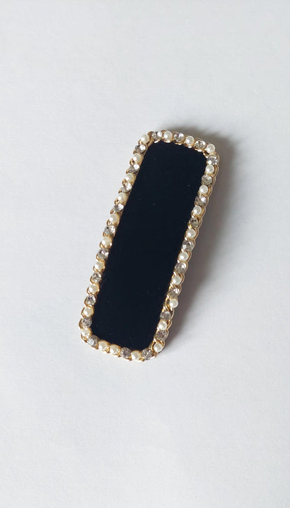BLACK VELVET PEARL HÅRSPENNE