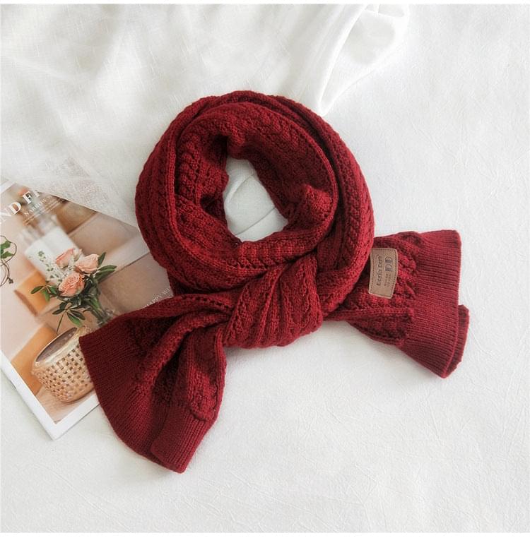 Flettestrikket ull skjerf