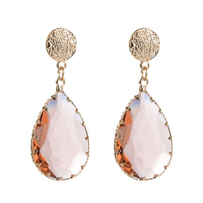 DRÅPEFORMET VAKKERT ØREPYNT