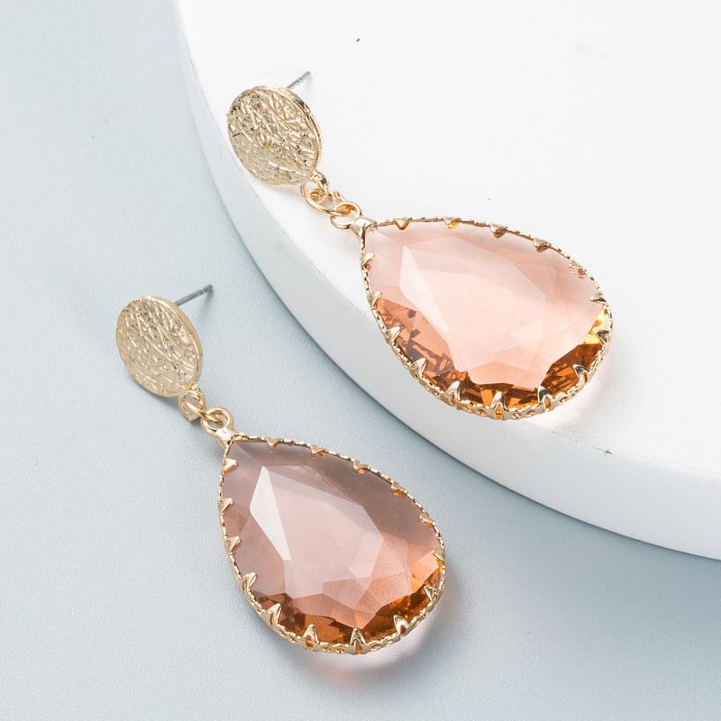 DRÅPEFORMET VAKKERT ØREPYNT