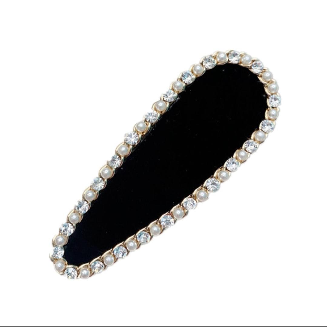 BLACK VELVET PEARL HÅRSPENNE