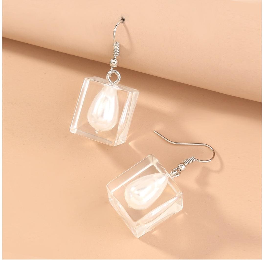 ACRYLIC TRANSPARENT ØREPYNT