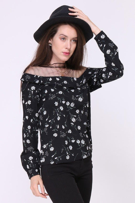 Bluse med blondehals