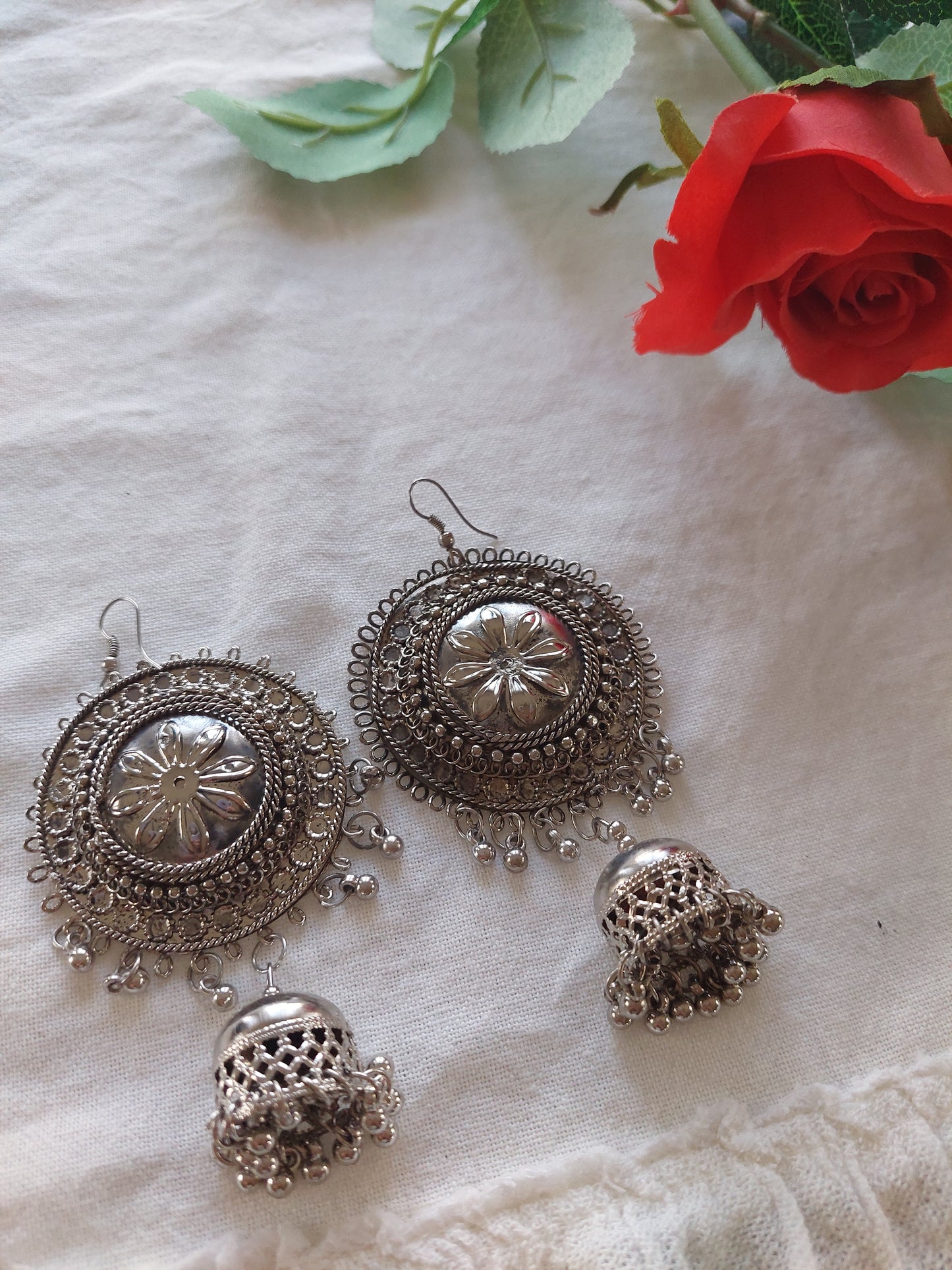 ØREPYNT I INDISK STIL