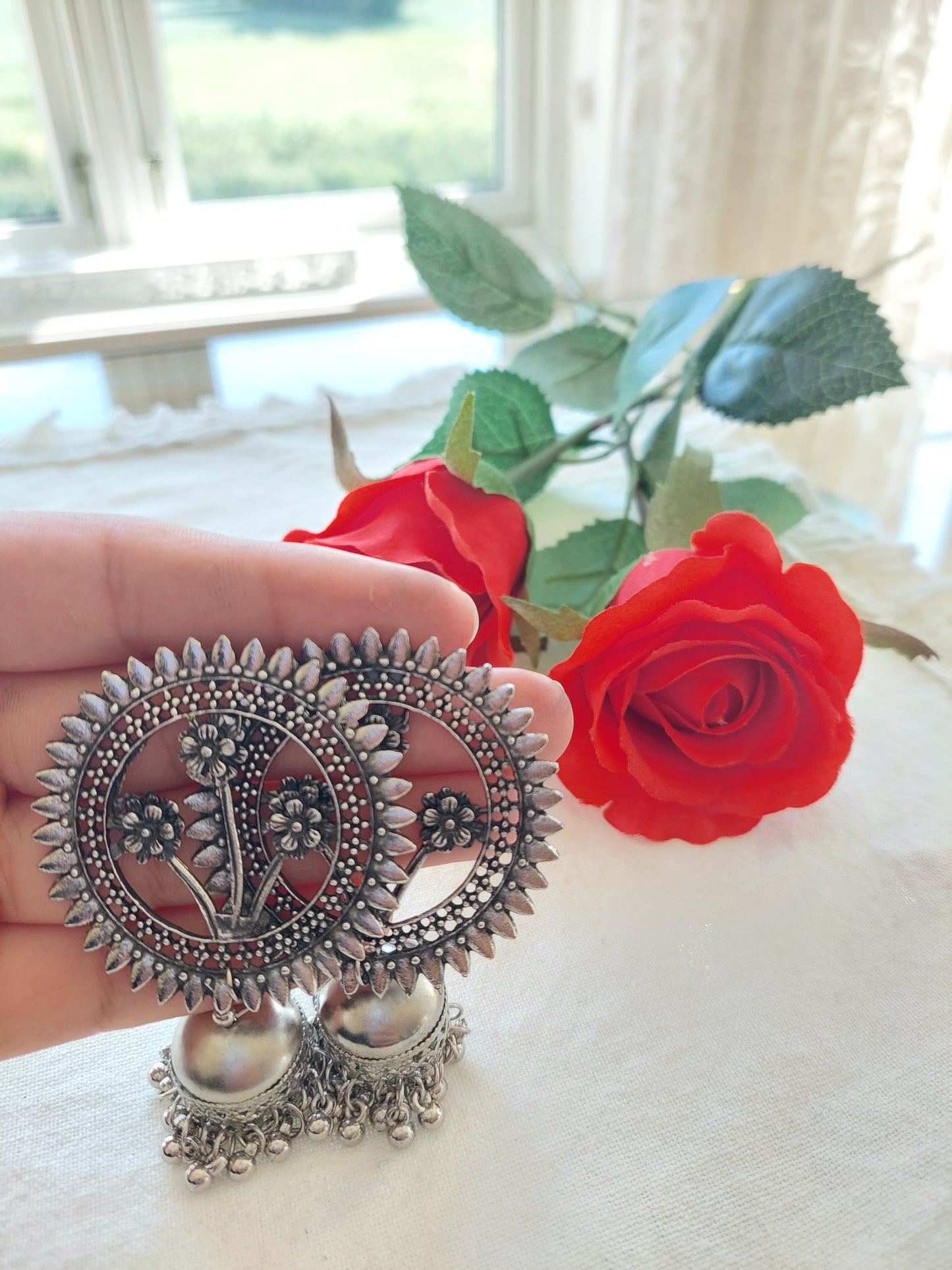 ØREPYNT I SØLVFARGE