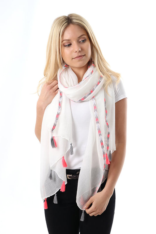 LUFTIG SKJERF I HVIT FARGE MED ROSA OG GRÅ DUSKER