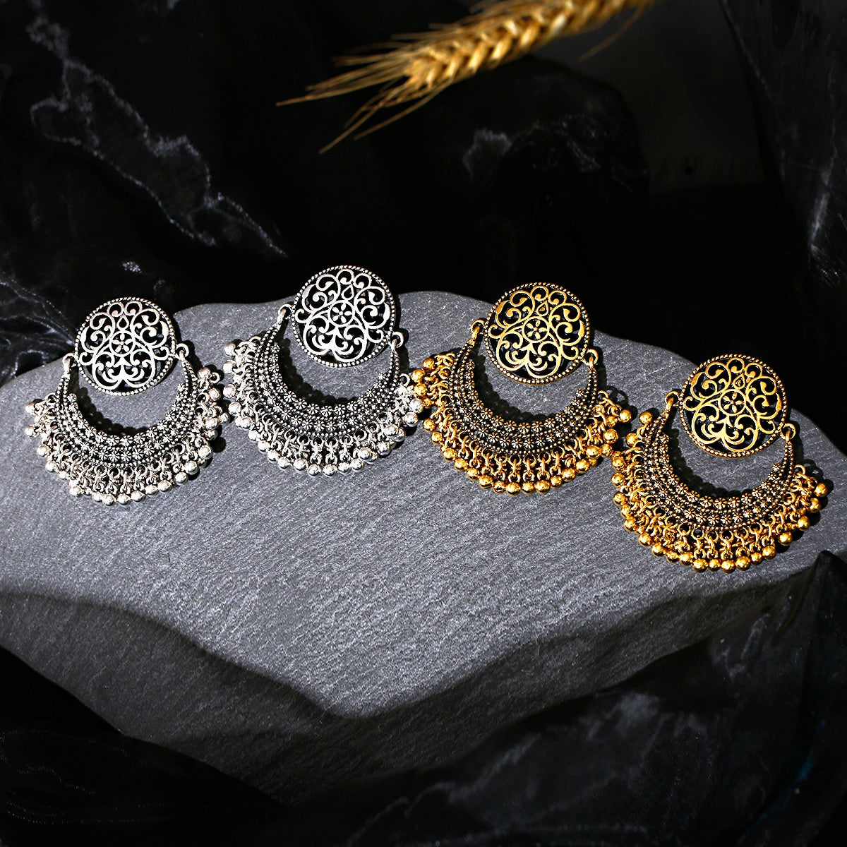 VAKKERT ØREPYNT  FRA INDIA