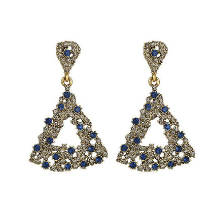 VAKKERT ØREPYNT MED BLÅ STONES