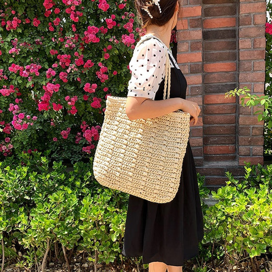 HÅNDLAGET VESKE FRA THAILAND