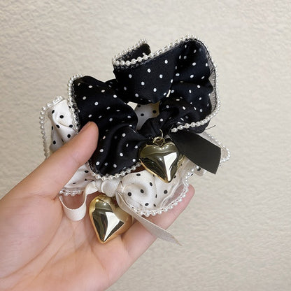 SCRUNCHIES MED GULLFARGET METALLHJERTE