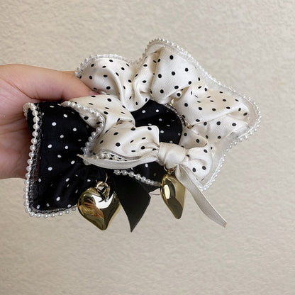 SCRUNCHIES MED GULLFARGET METALLHJERTE