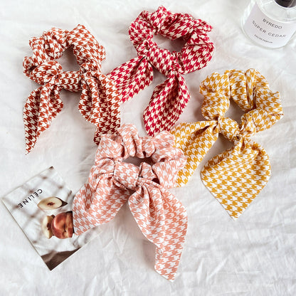Scrunchies i retro stil