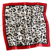 Tørkle Leopard print i Satin Silk Rød | Youtrend