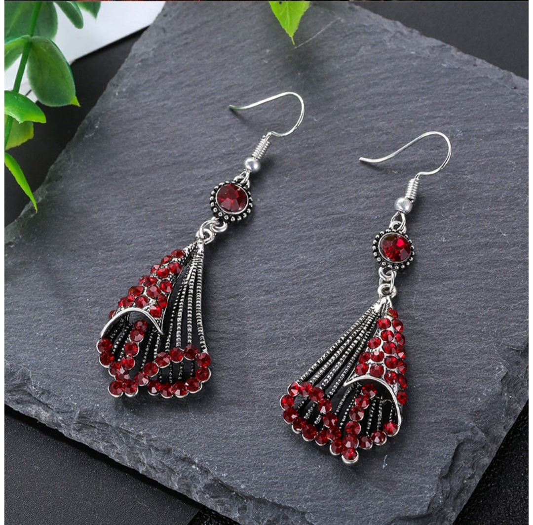 RETRO MULTI LAYER ØREPYNT