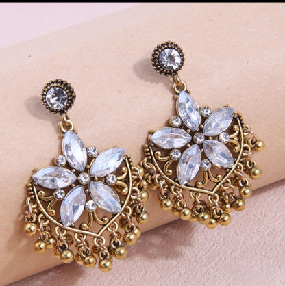 RETRO ETHNIC STYLE GOLD ØREPYNT